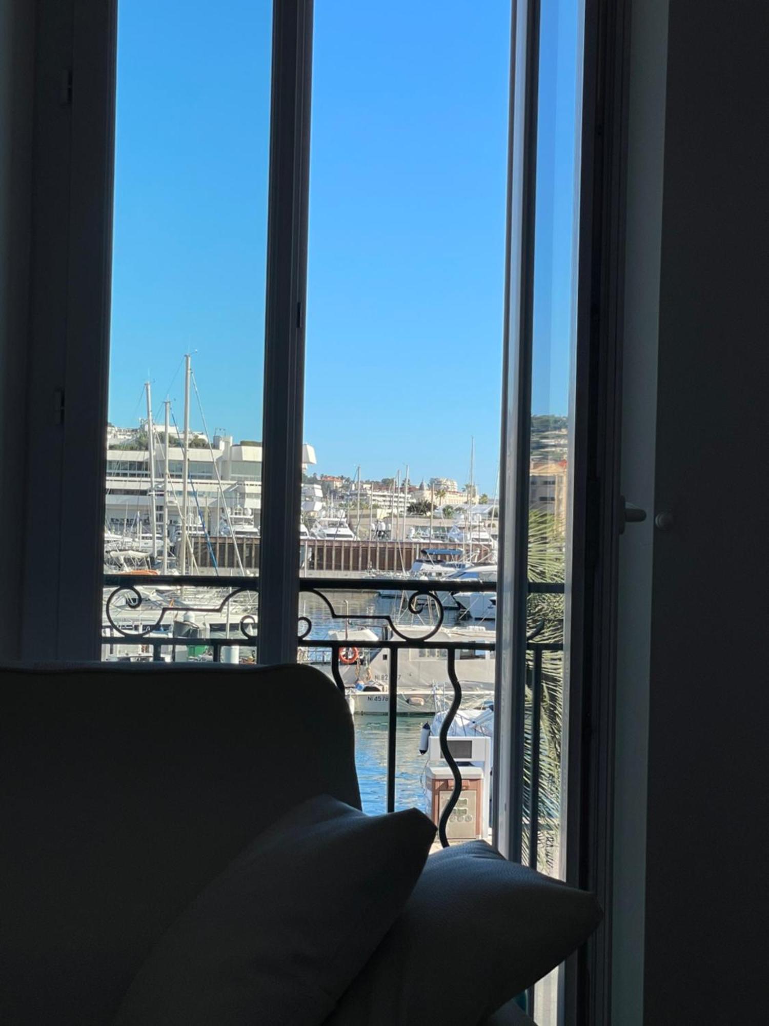 Cannes Old Port, Seafront & Seaview, Yacht Show Port Buitenkant foto